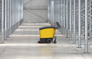 Commercial warehouse floor scrubber